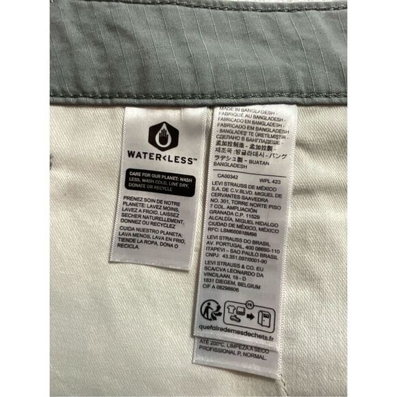 Levi's Mens Size 42 Solid Carrier Cargo Gray Shorts - Picture 8 of 11